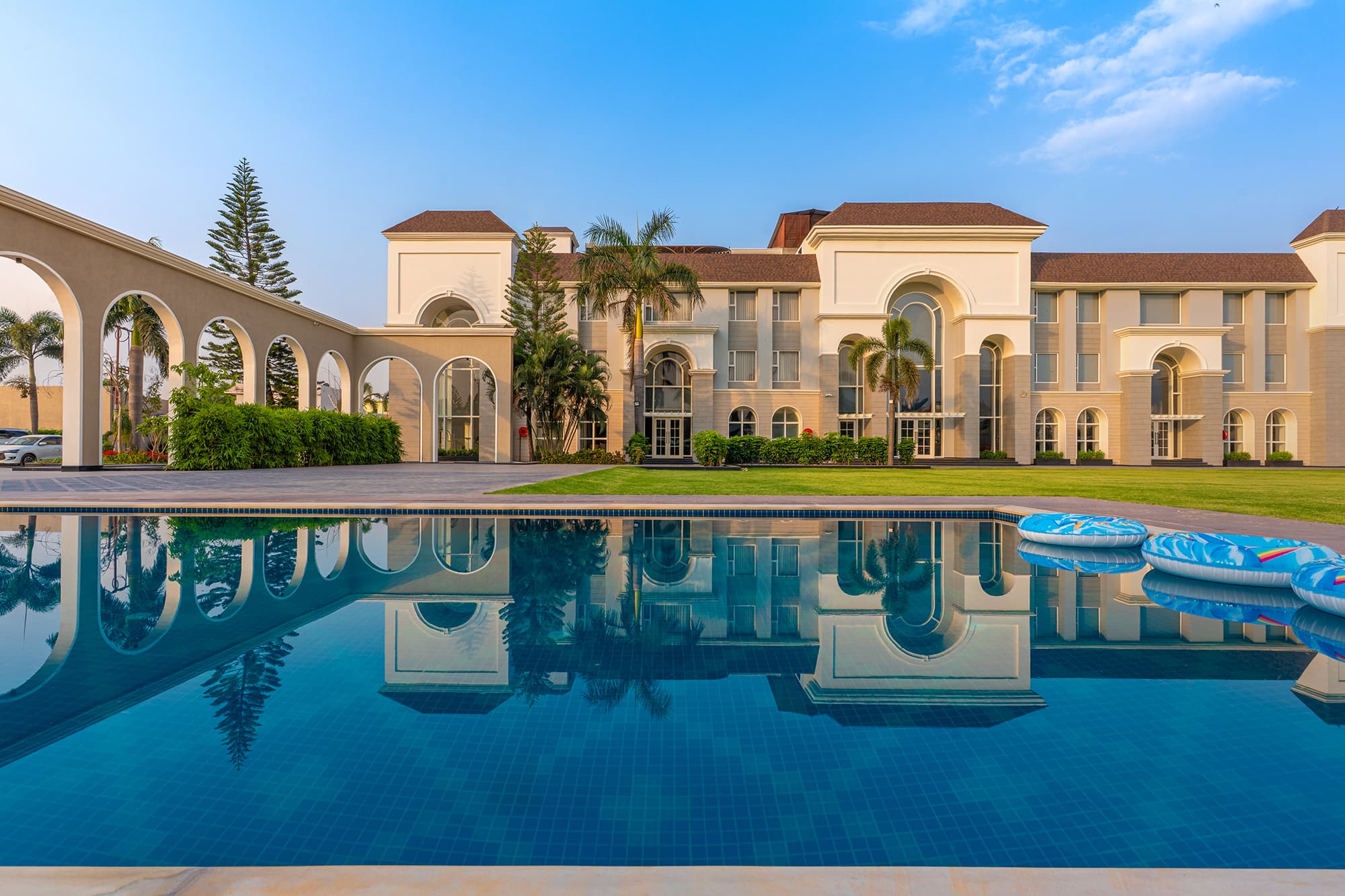 Scenic Exterior